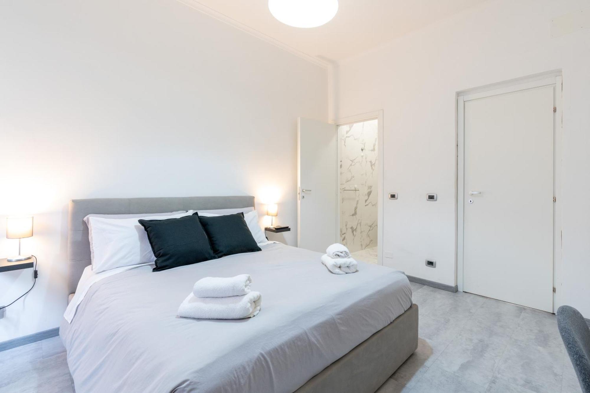 Amazing Apartment Near To Colosseo And Subway Rome Exterior photo